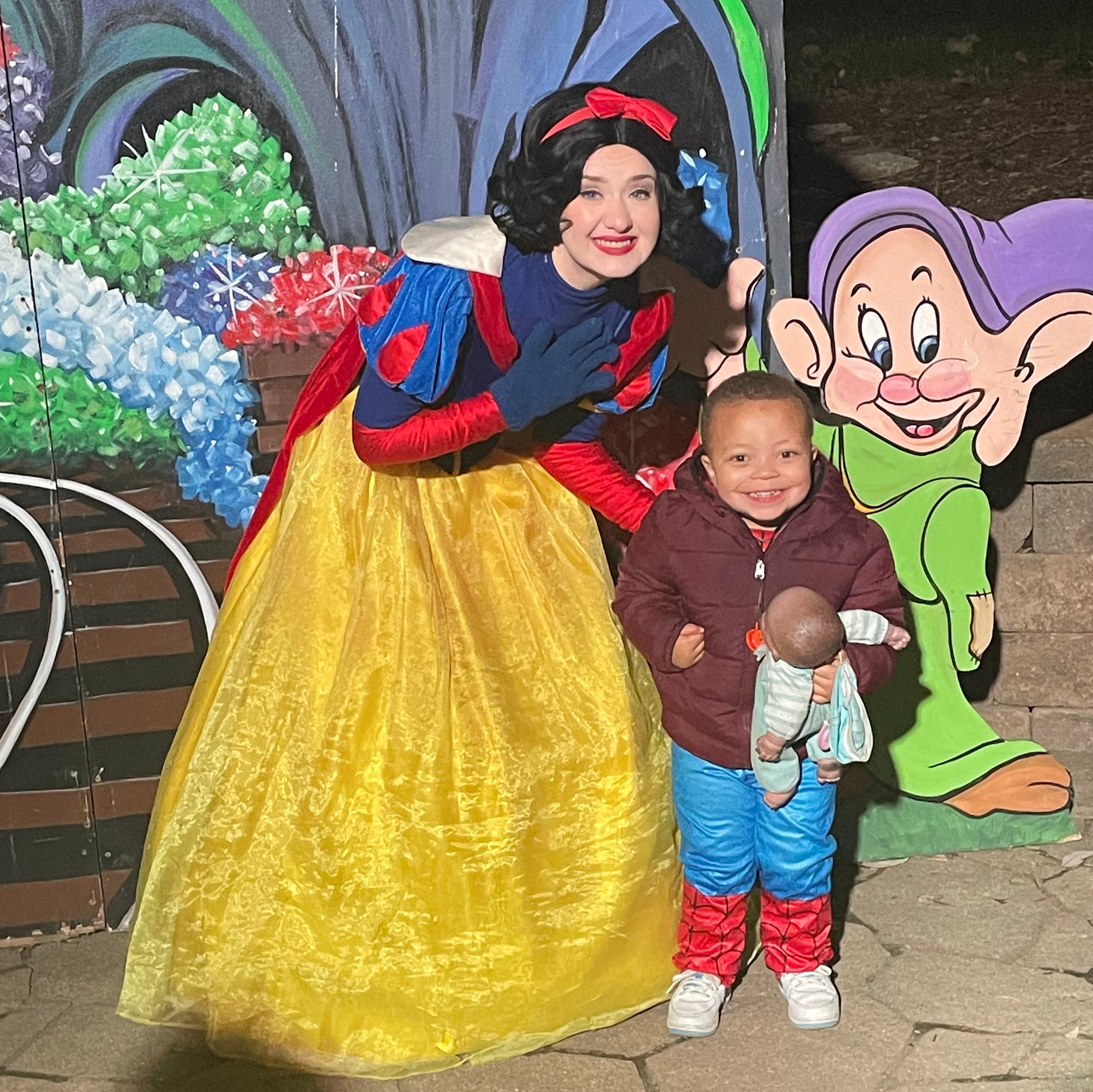 Phoenix cheesy grin on Halloween